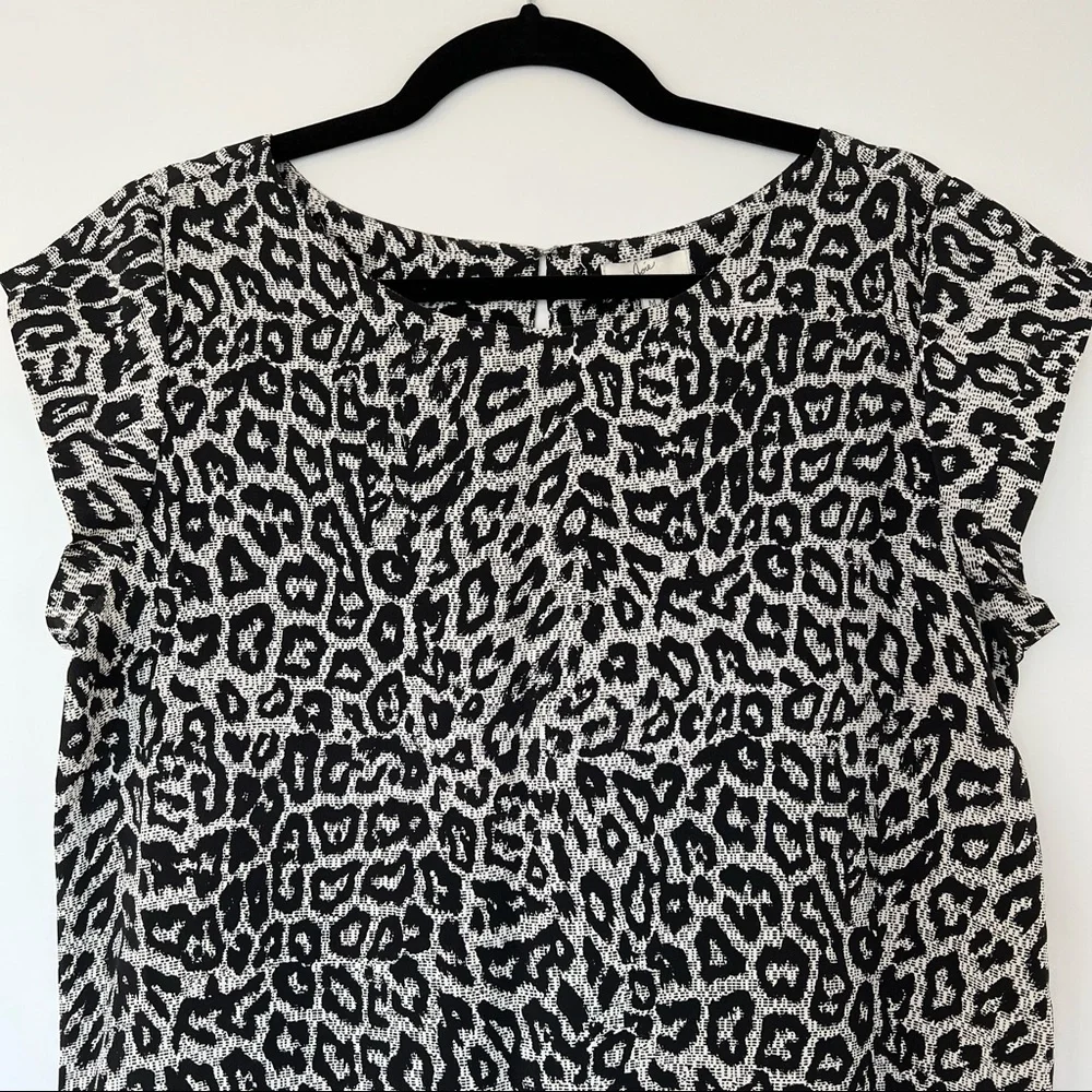 Joie Leopard Print 100% Silk Mini Dress; Size Medium - Picture 3 of 7